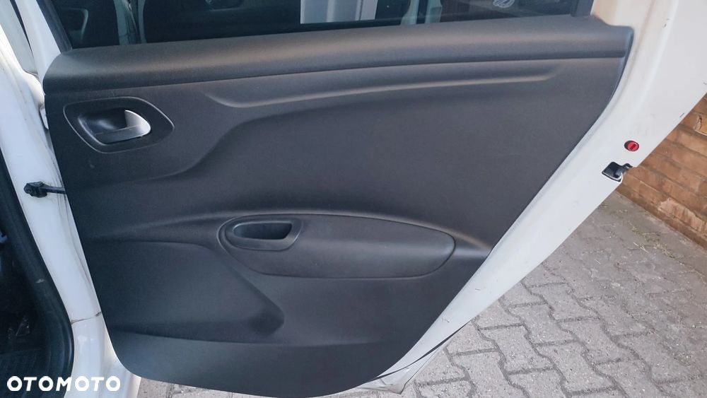 Citroën C-Elysée 1.6 VTi MoreLife - 12