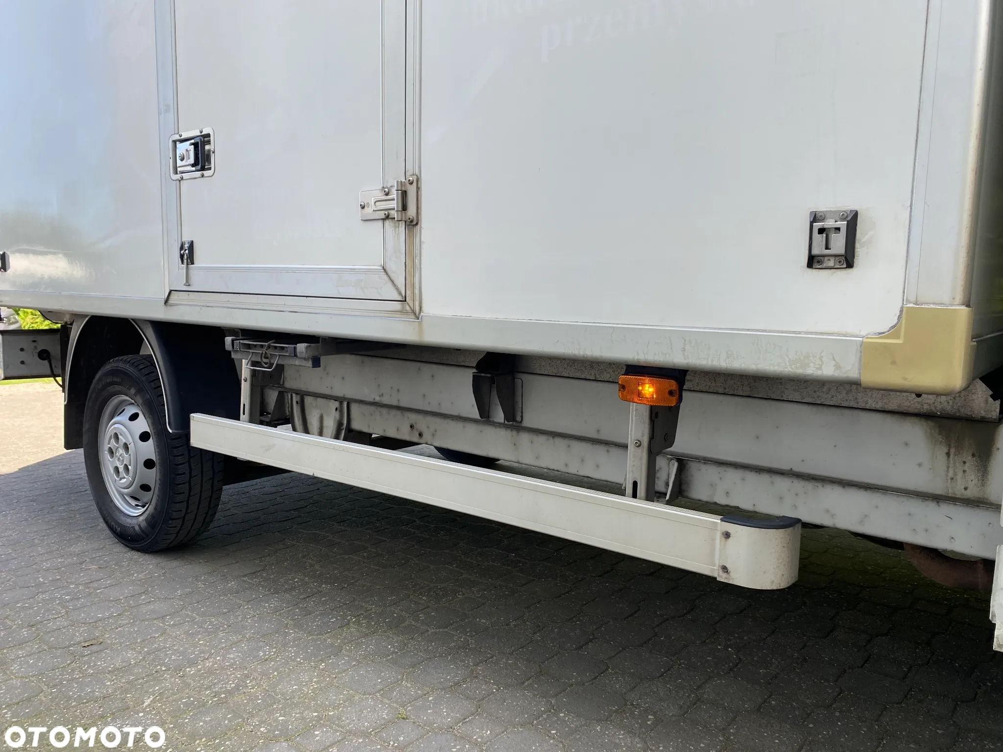 Peugeot Boxer Izoterma kontener 8 Palet 3,5t 163KM Salon PL - 16