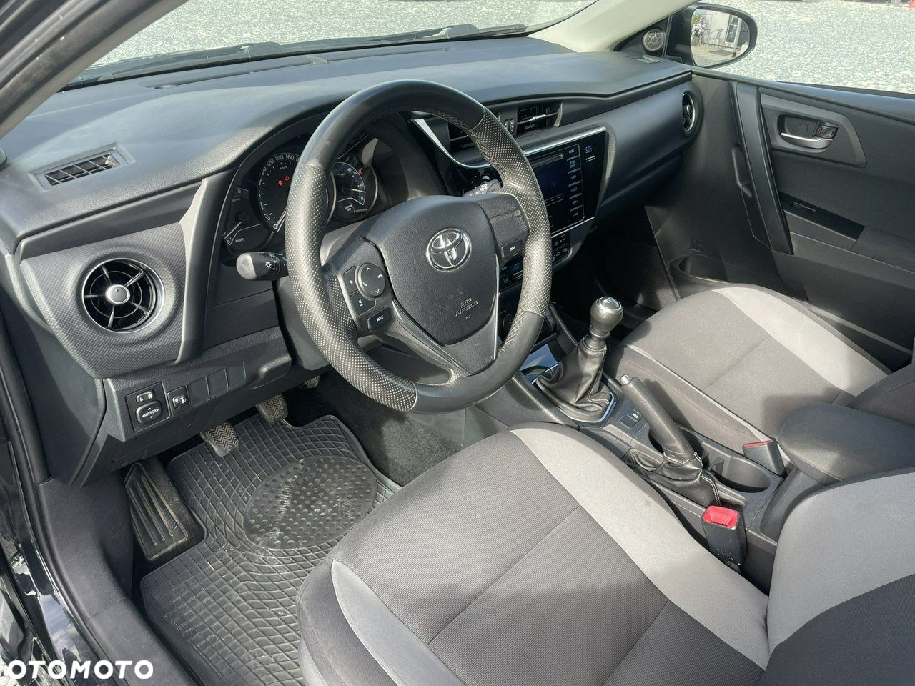 Toyota Auris 1.6 Classic Plus - 10