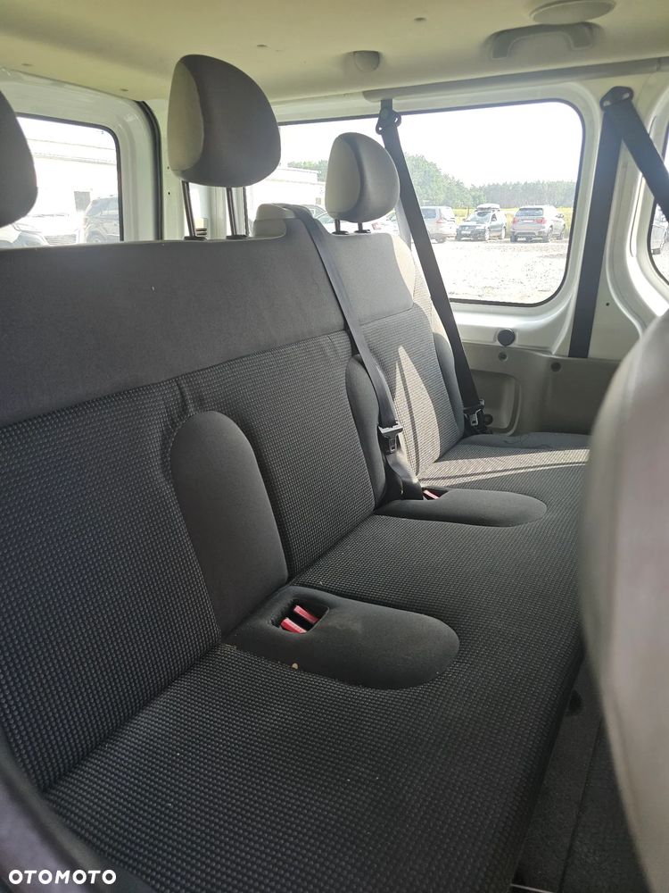 Opel Vivaro - 9