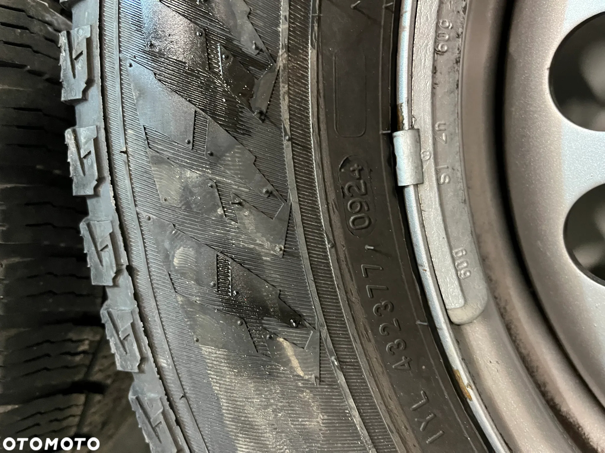 OPONY NOKIAN TYRES 215/65R16C HAKKAPELITTA CR3 (CAŁOROCZNE ) - 5