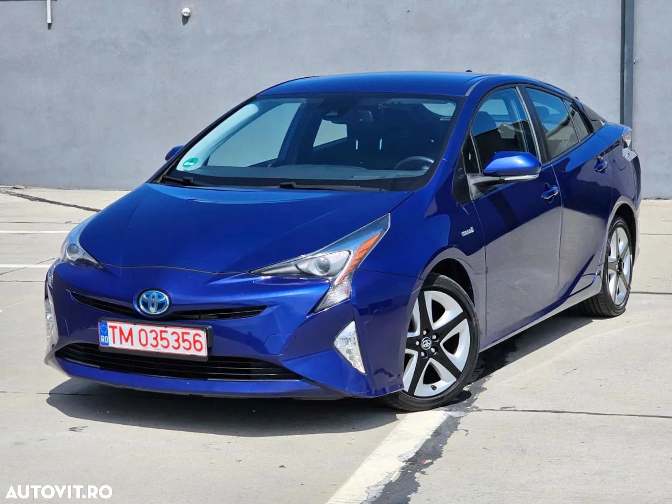 Toyota Prius (Hybrid) Comfort - 1