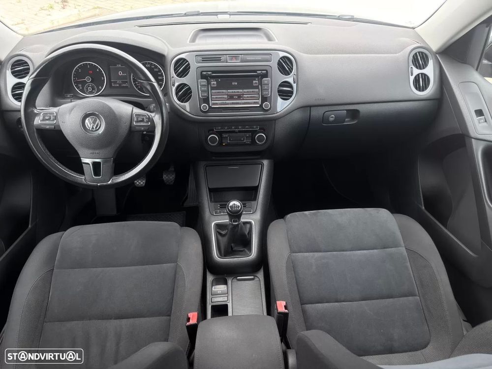 VW Tiguan 2.0 TDi Sport BlueMotion - 8