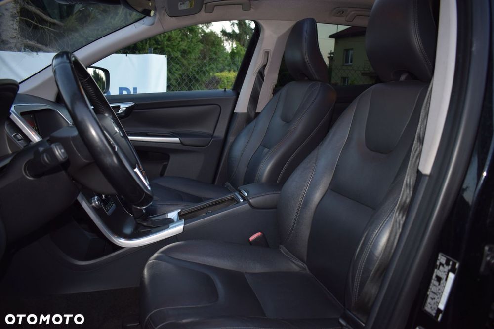Volvo XC 60 - 10