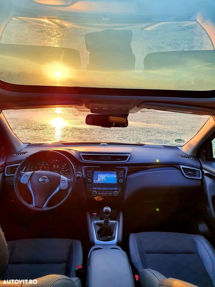 Nissan Qashqai 1.6L dCi Start/Stop 4X4-i Tekna - 6