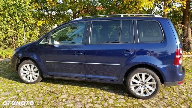 Volkswagen Touran 2.0 TDI DPF DSG Trendline - 2