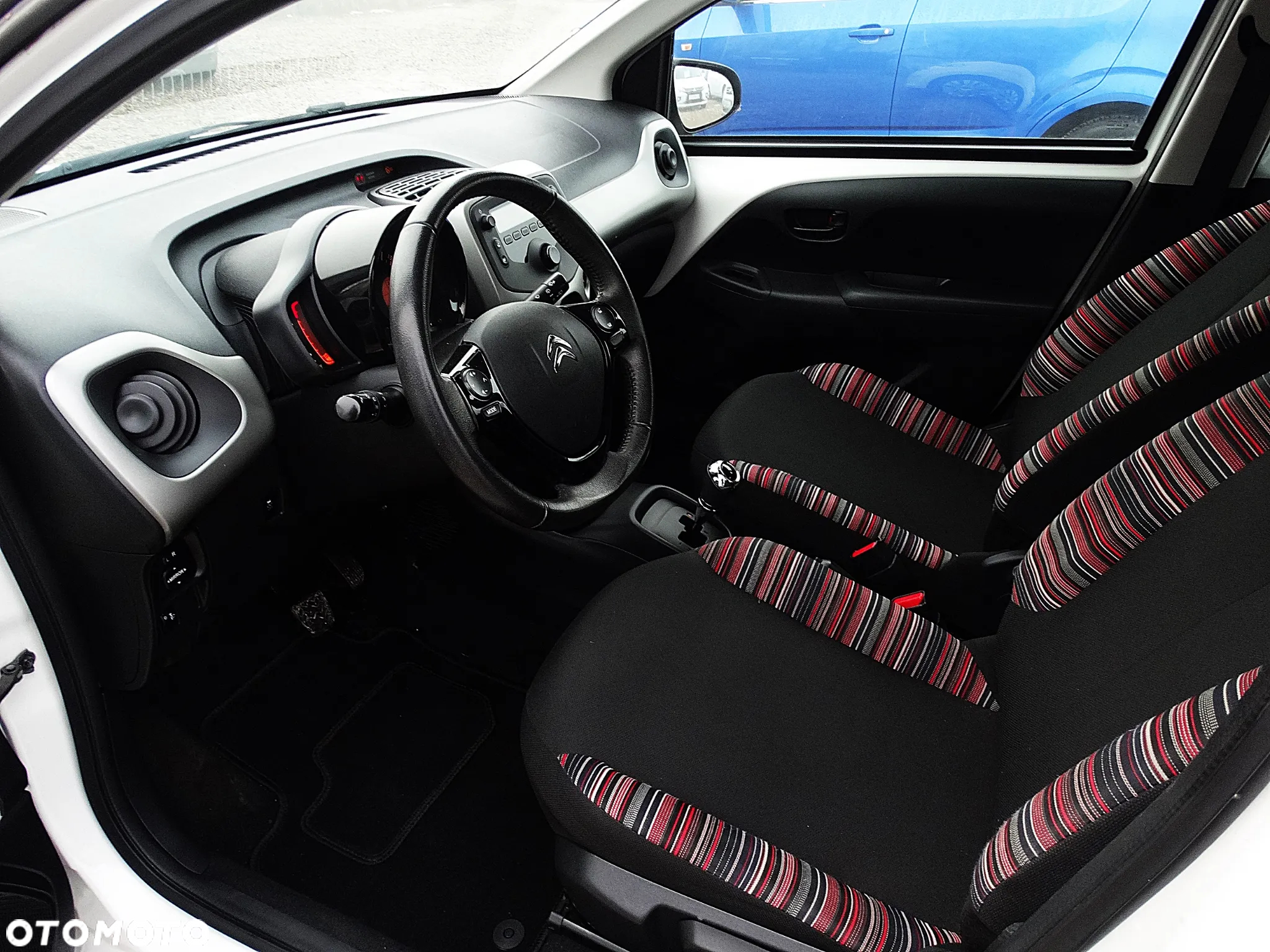 Citroën C1 1.0 VTi Shine ETG EU6 - 18