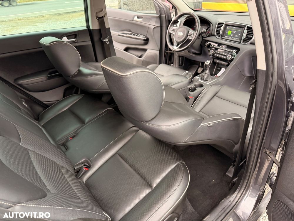 Kia Sportage 2,0 CRDI AWD Spirit - 6