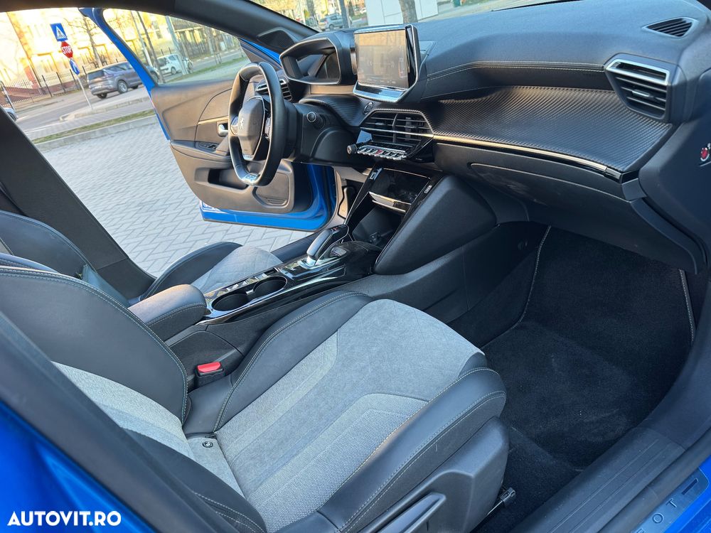 Peugeot 208 e-208 GT Pack - 8