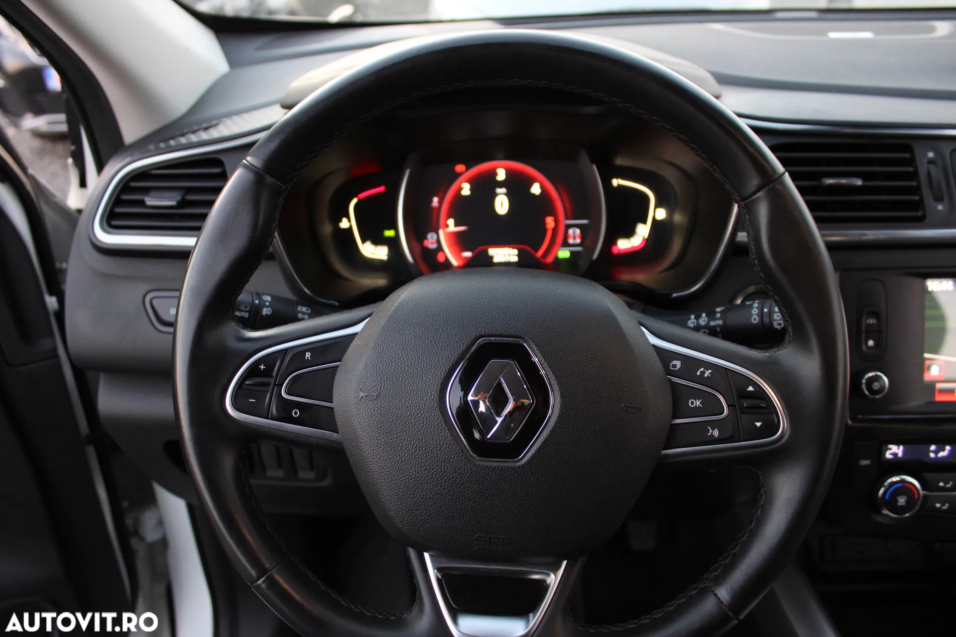 Renault Kadjar Energy dCi 130 Bose Edition - 14