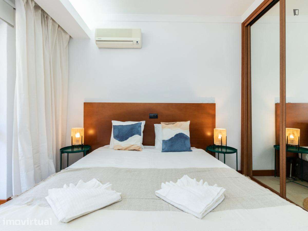 Apartamento com 1 quartos - localizado em Quarteira - Grande imagem: 5/23