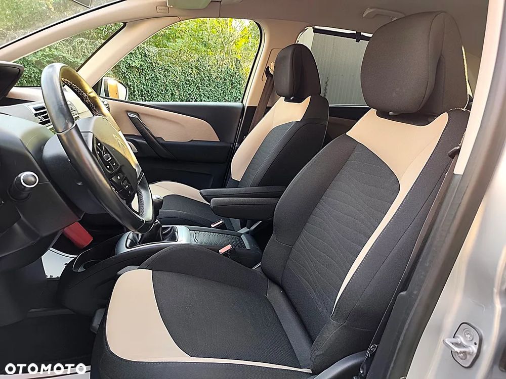 Citroën C4 Picasso e-HDi 115 Business Class - 10