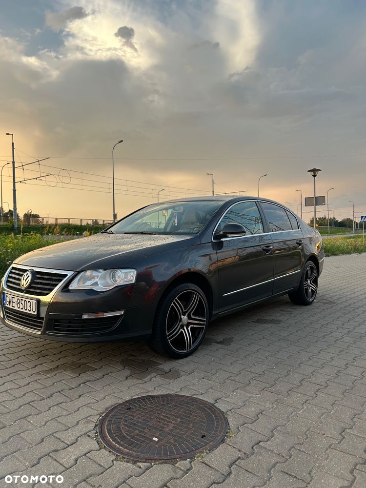 Volkswagen Passat 1.9 TDI Comfortline - 1