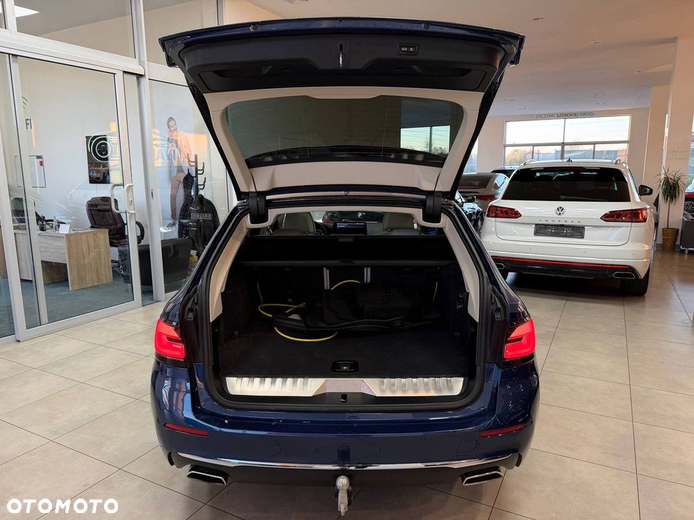 BMW Seria 5 530e PHEV M Sport - 40