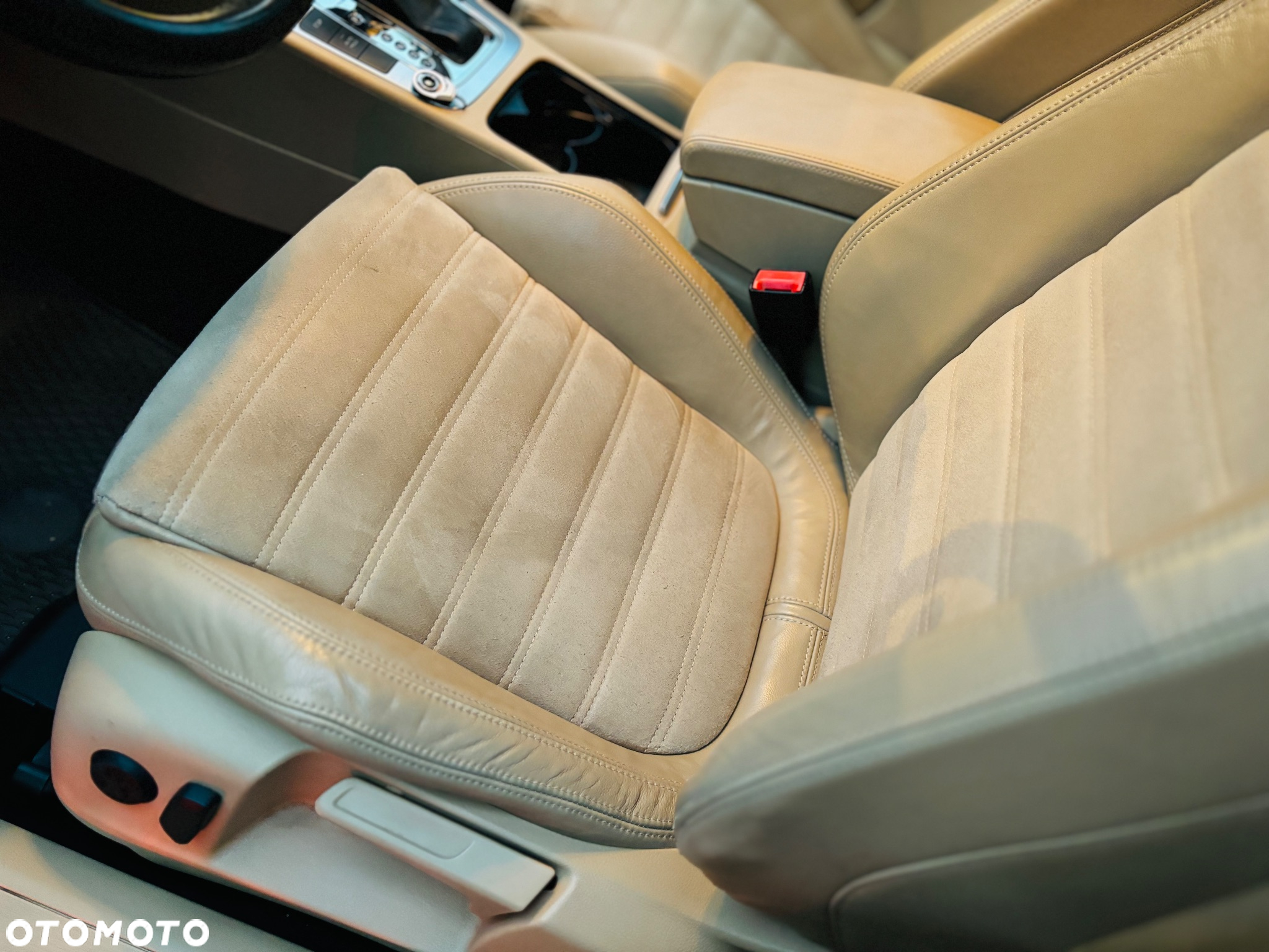 Volkswagen Passat 3.2 V6 FSI 4Mot Highline DSG - 15