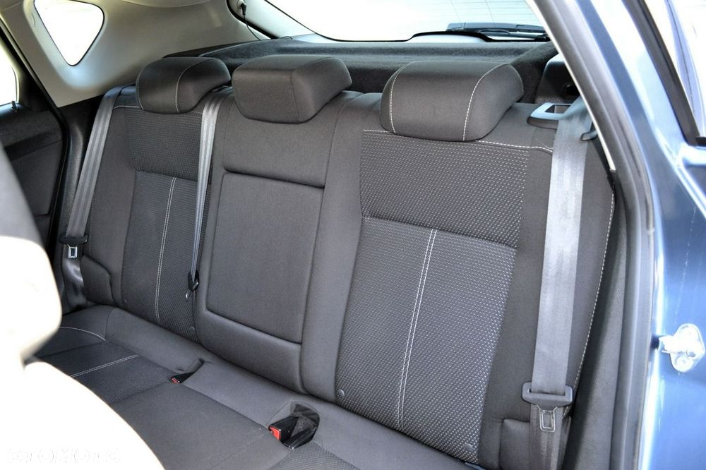 Opel Astra 1.4 Turbo Exklusiv - 32