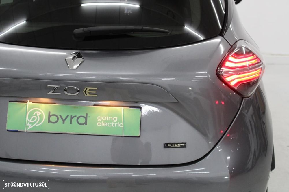 Renault Zoe (c/ Bateria) EV50 135hp Iconic - 8