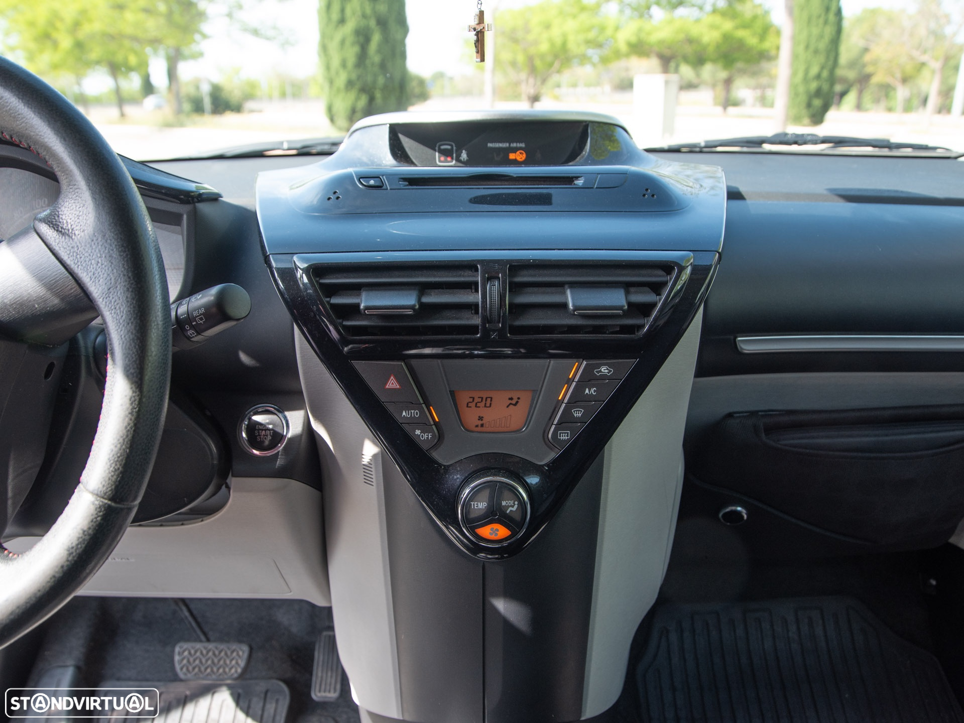 Toyota iQ 1.0 VVT-i 2 MultiDrive - 8
