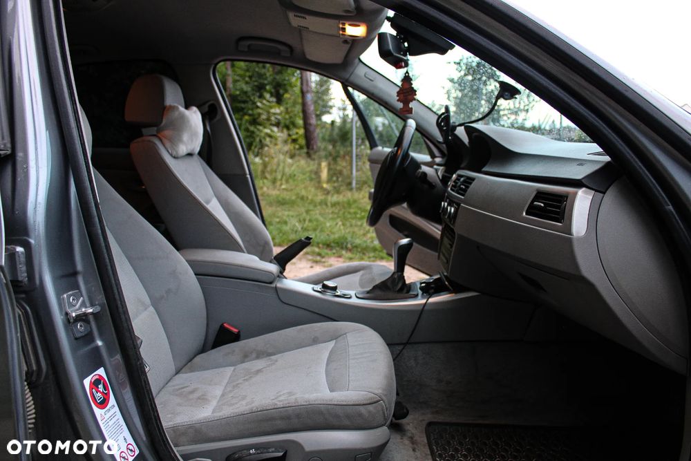 BMW Seria 3 320d xDrive - 19
