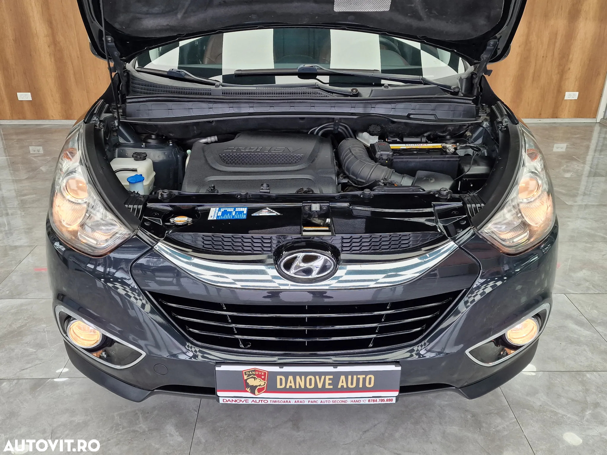Hyundai ix35 2.0 CRDI 4WD Automatik Style - 27