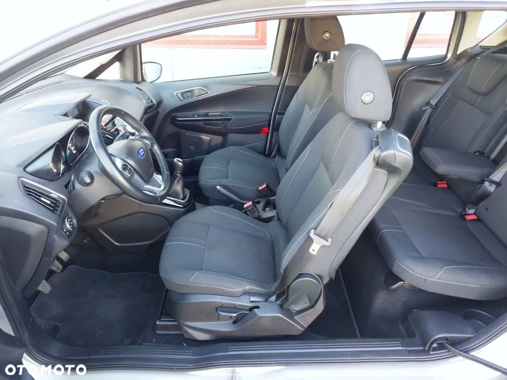 Ford B-MAX - 13