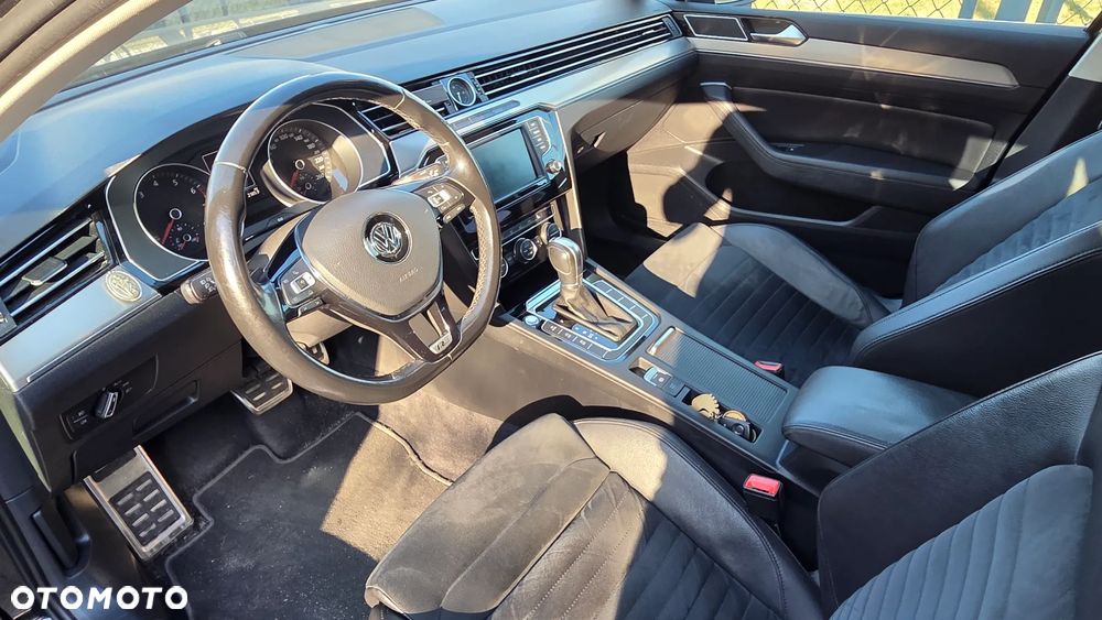 Volkswagen Passat - 5