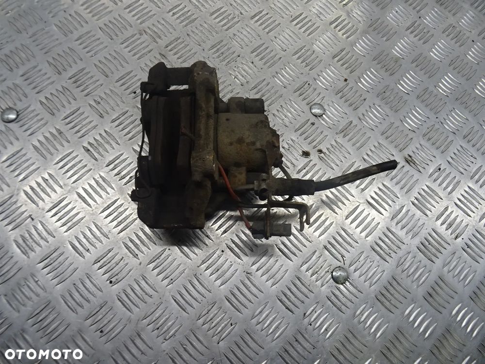 VW PASSAT B5 LIFT A4 B5 ZACISK HAMULCOWY PRZÓD PRZEDNI PRAWY LEWY - 7