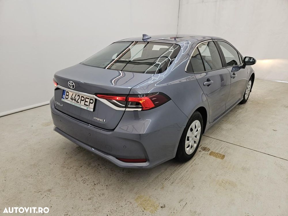Toyota Corolla - 4