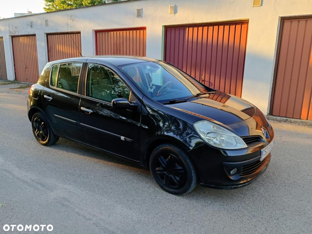 Renault Clio 1.5 dCi Extreme - 9