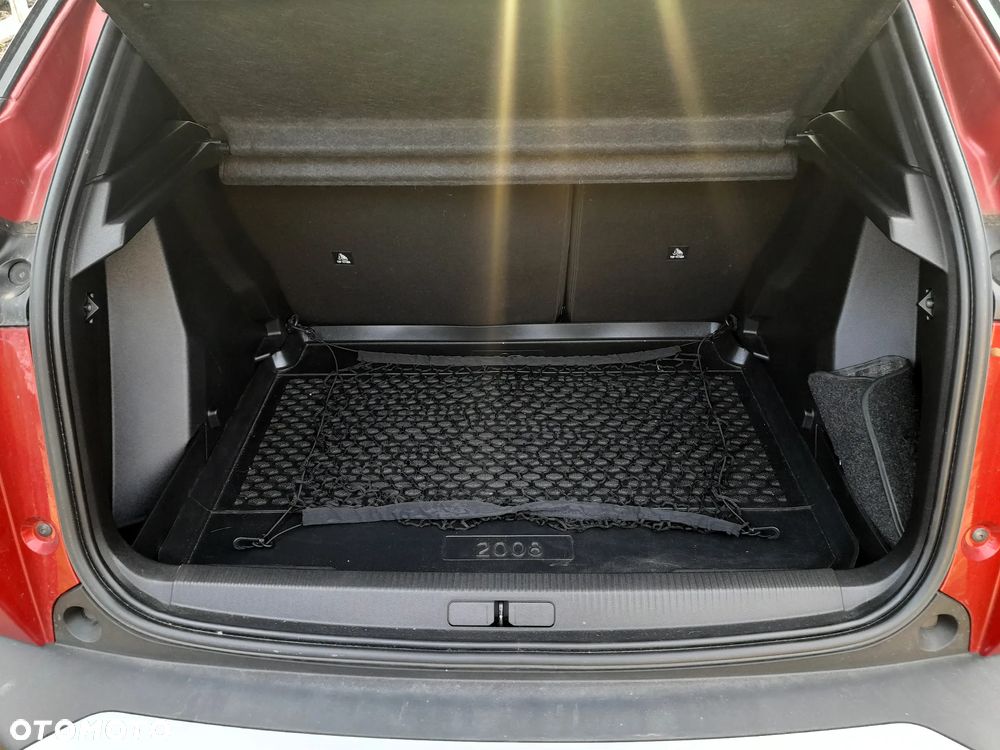 Peugeot 2008 1.2 PureTech GT Pack S&S EAT8 - 32