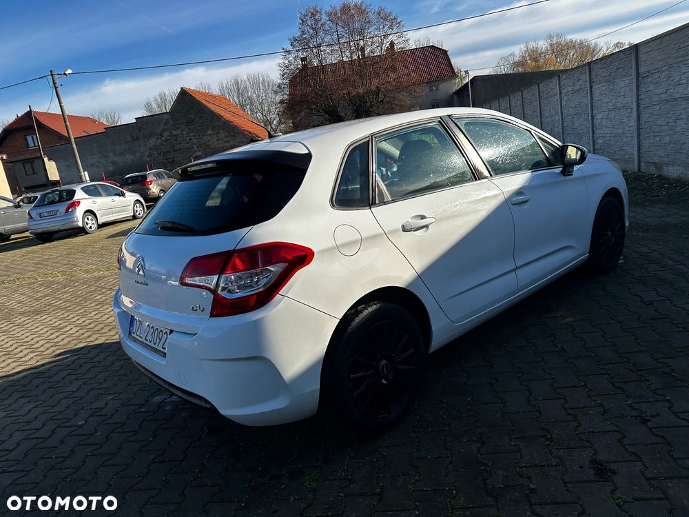 Citroën C4 VTi 95 Attraction - 10