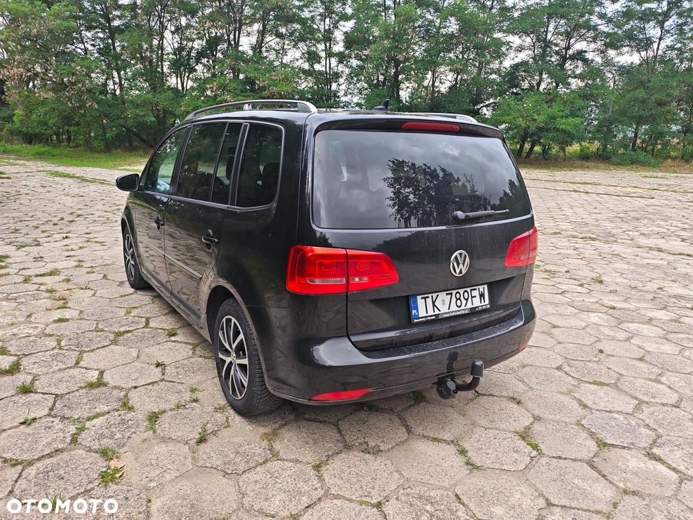 Volkswagen Touran 1.6 TDI DPF BlueMotion Technology Highline - 15