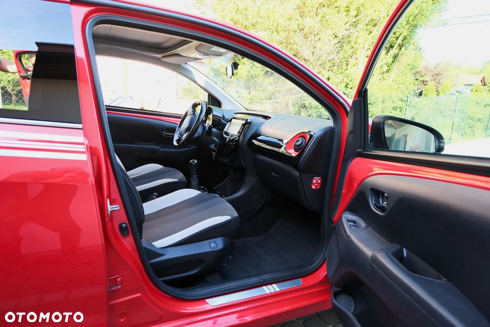 Peugeot 108 PureTech 82 Top Active - 12