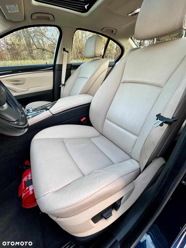 BMW Seria 5 520d - 22