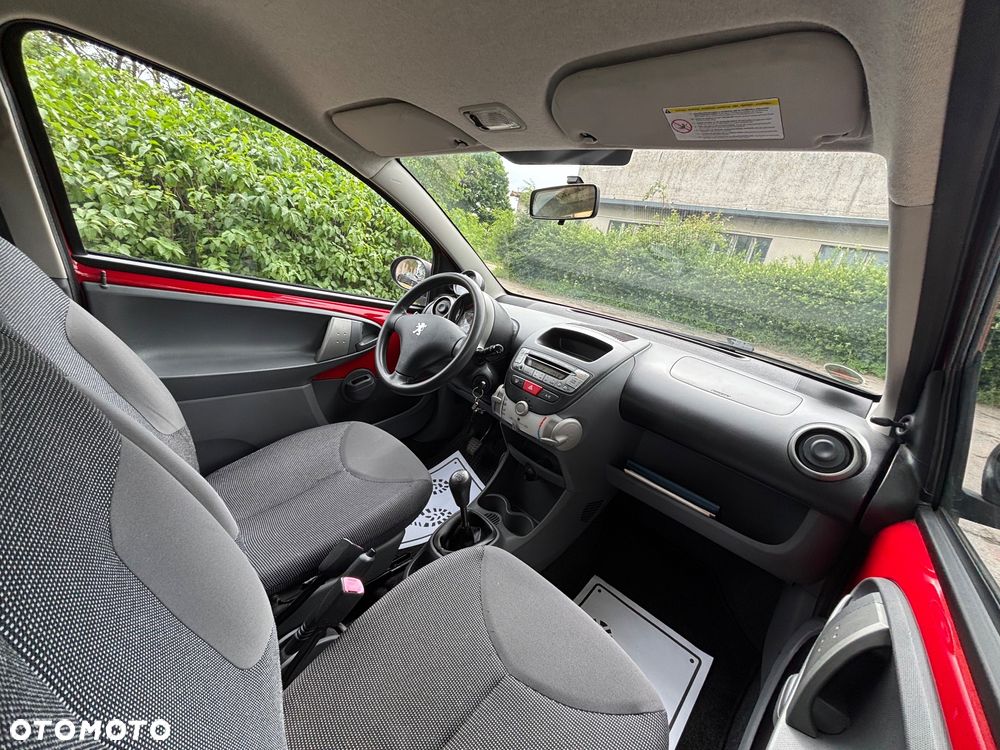 Peugeot 107 70 Street Racing - 25
