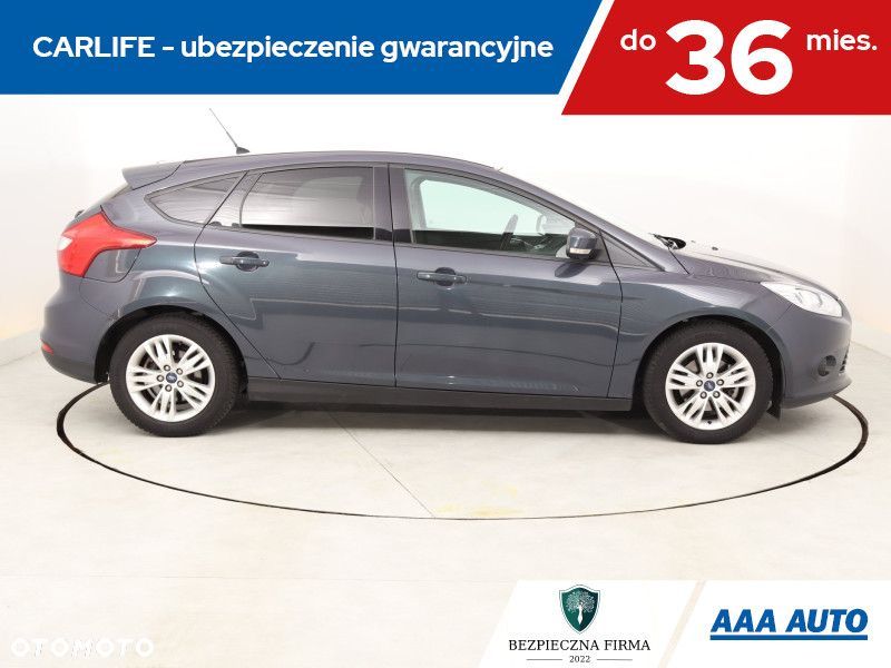 Ford Focus - 8
