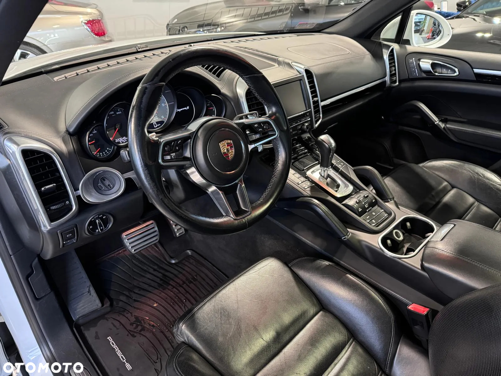 Porsche Cayenne S Diesel Platinum Edition - 7