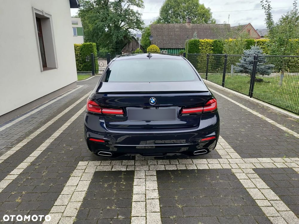 BMW Seria 5 540i GPF xDrive - 6