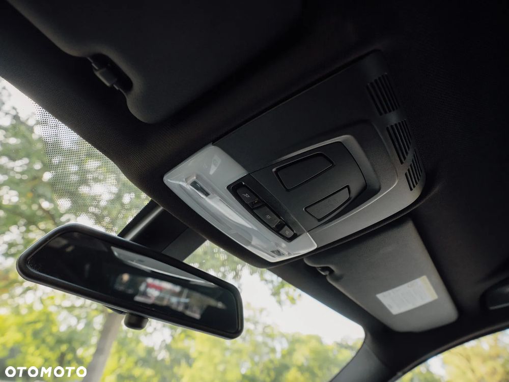 BMW Seria 3 320d xDrive - 30