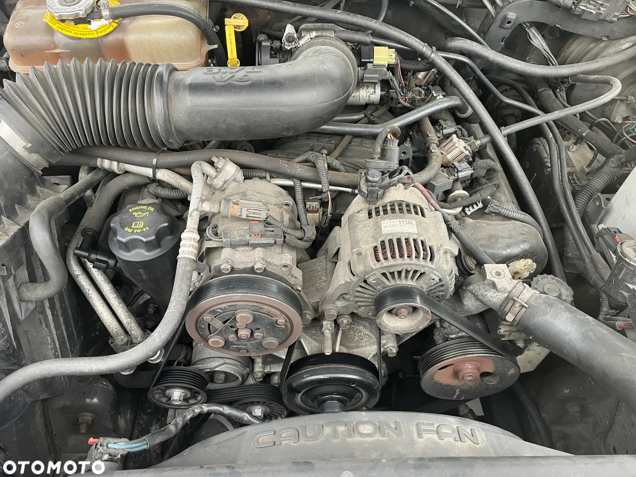 Jeep Liberty 3.7 4x4 - 10