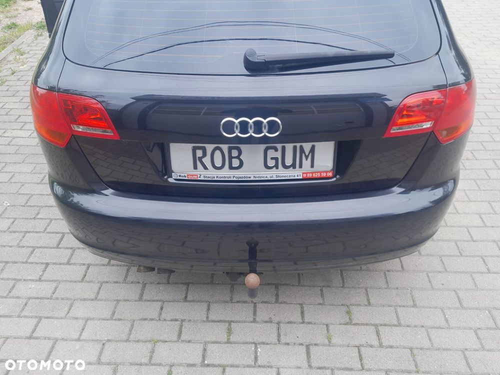 Audi A3 Sportback 2.0 TDI DPF S tronic S line Sportpaket - 18