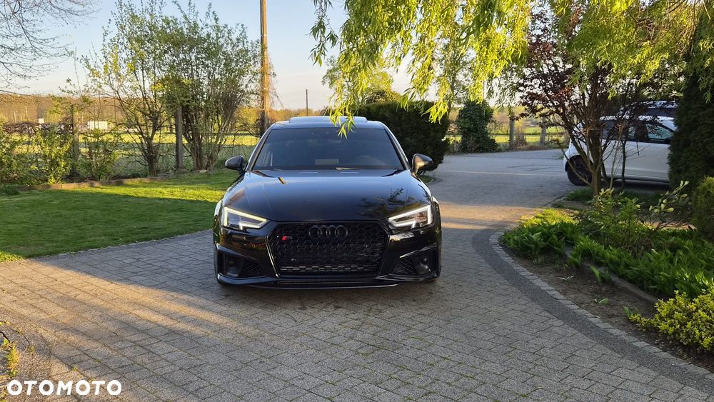 Audi S4 Limousine - 3