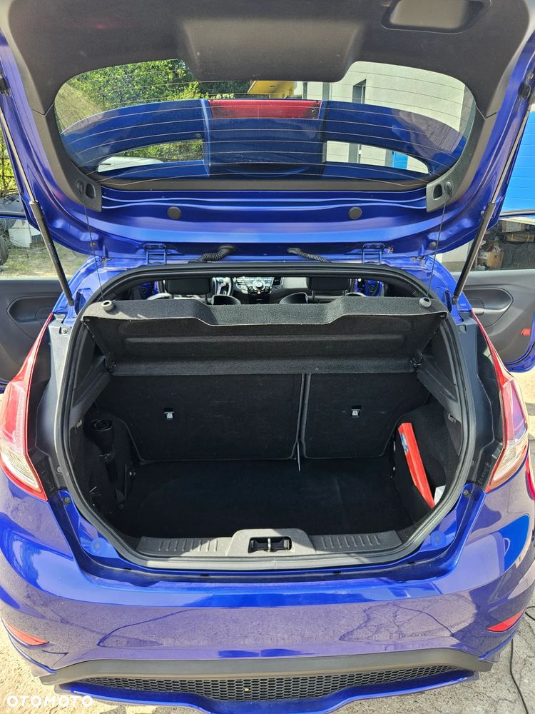 Ford Fiesta ST - 10