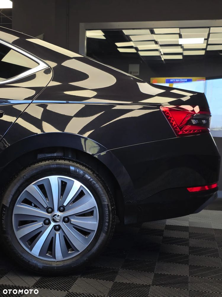 Skoda Superb 2.0 TDI SCR Style DSG - 16