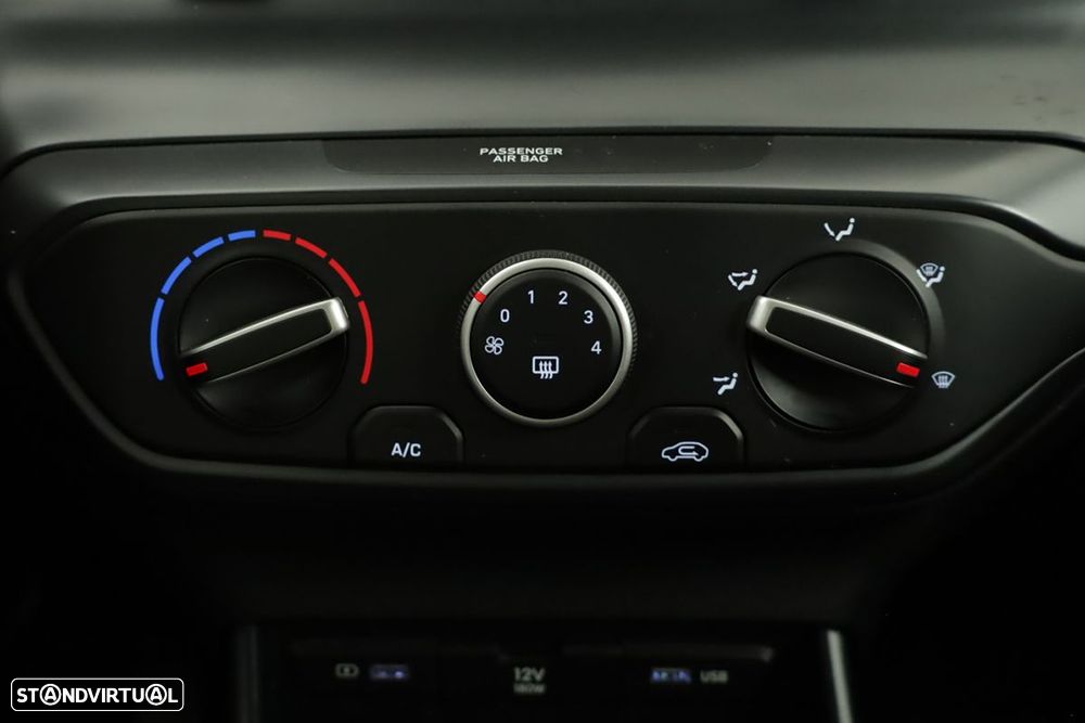 Hyundai Bayon 1.0 T-GDI Premium DCT - 12