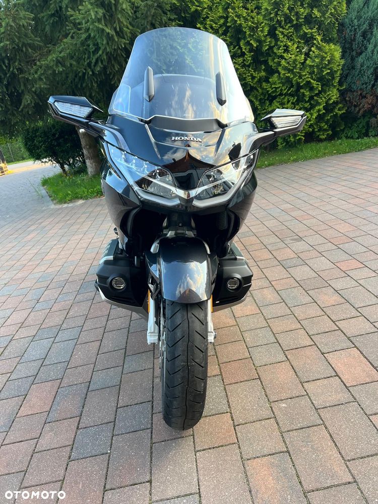 Honda GL - 6
