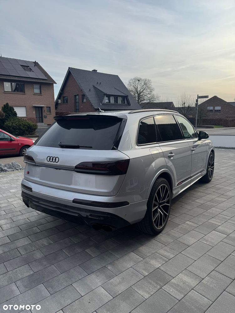 Audi Q7 60 TFSI e Quattro S Line Tiptr - 8