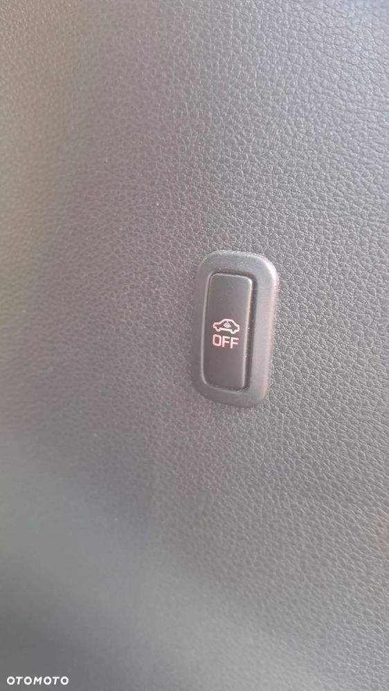 Skoda Octavia 2.0 TDI DSG RS - 39