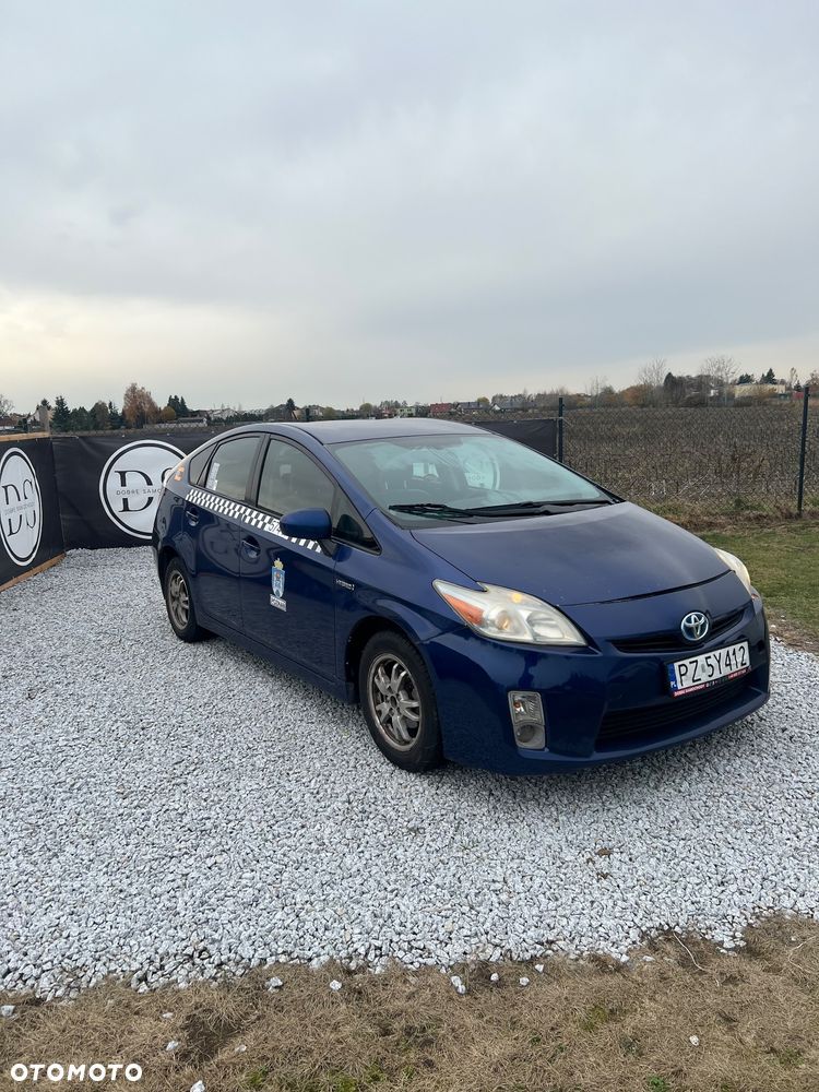 Toyota Prius - 2