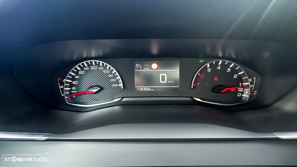 Peugeot 2008 1.5 BlueHDi Allure - 36